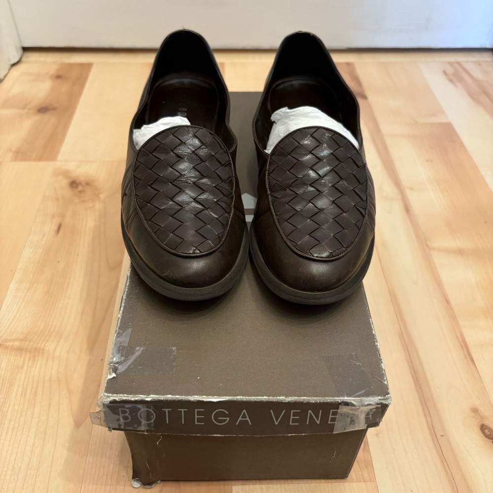 BOTTEGA VENETA Vintage Dark Brown Woven Loafers